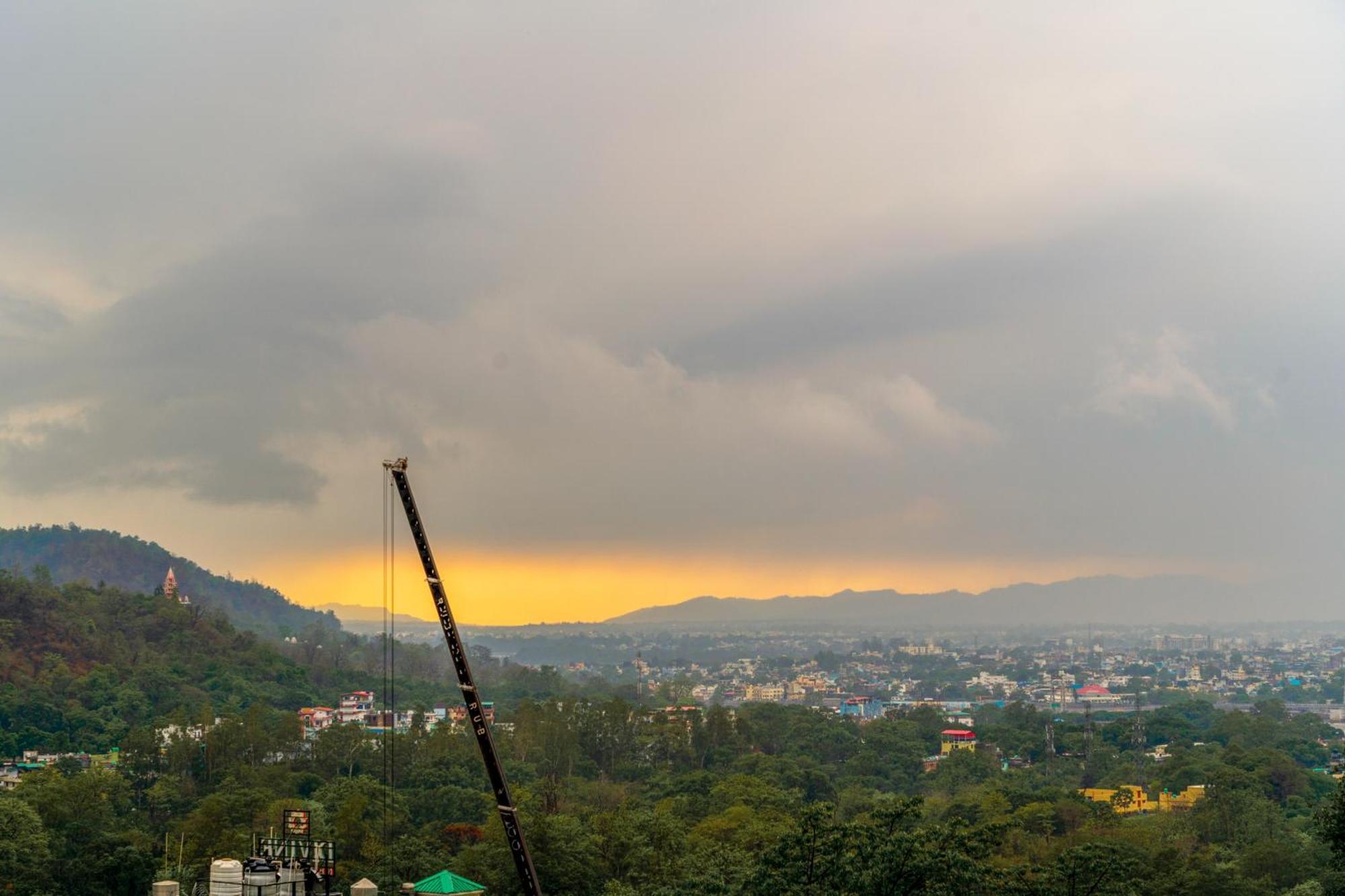 Gostops Plus Rishikesh Tapovan Exterior photo