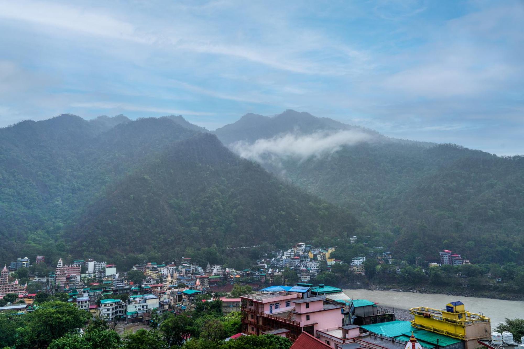 Gostops Plus Rishikesh Tapovan Exterior photo