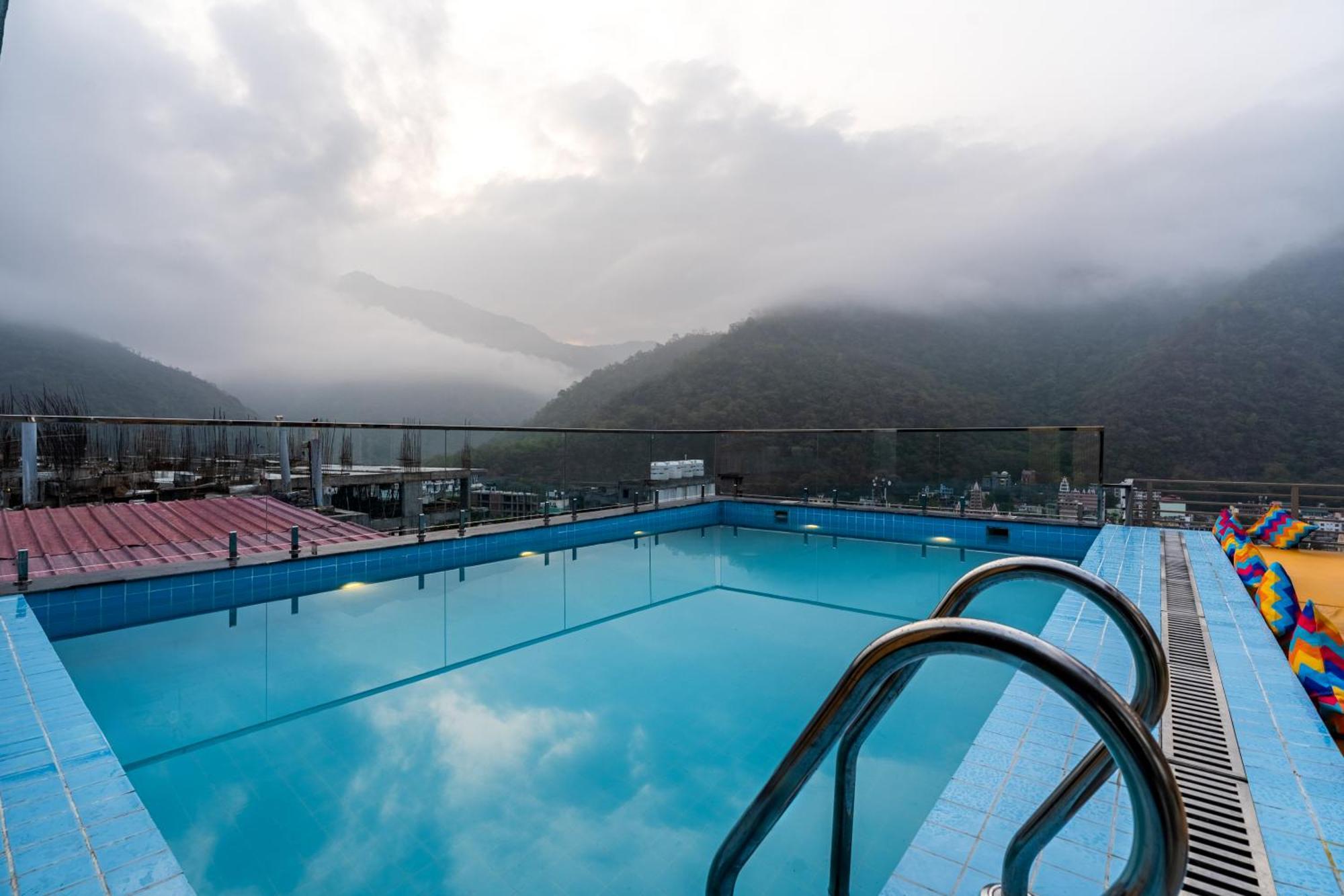 Gostops Plus Rishikesh Tapovan Exterior photo