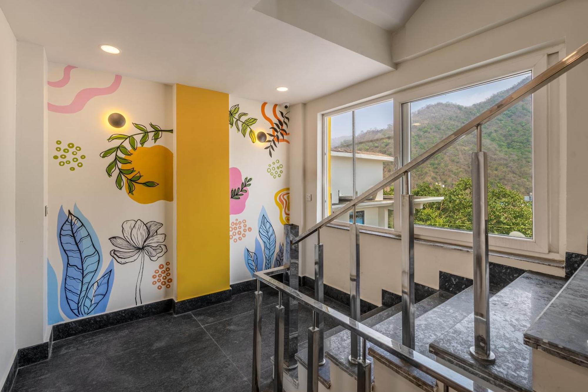 Gostops Plus Rishikesh Tapovan Exterior photo