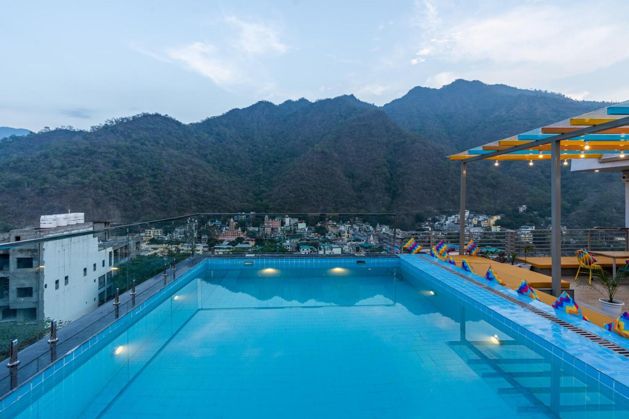 Gostops Plus Rishikesh Tapovan Exterior photo