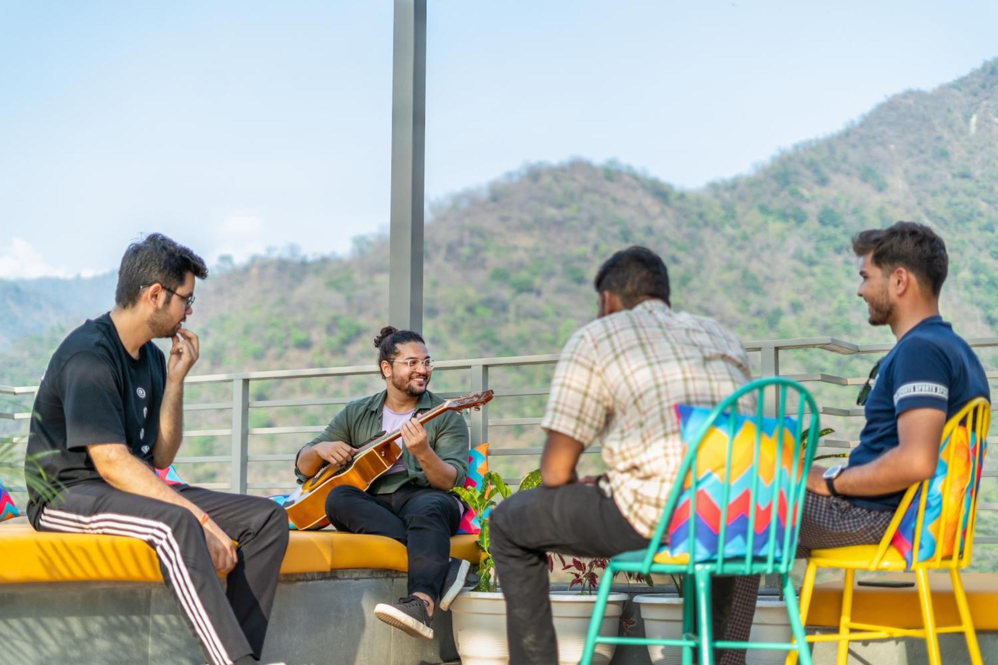 Gostops Plus Rishikesh Tapovan Exterior photo